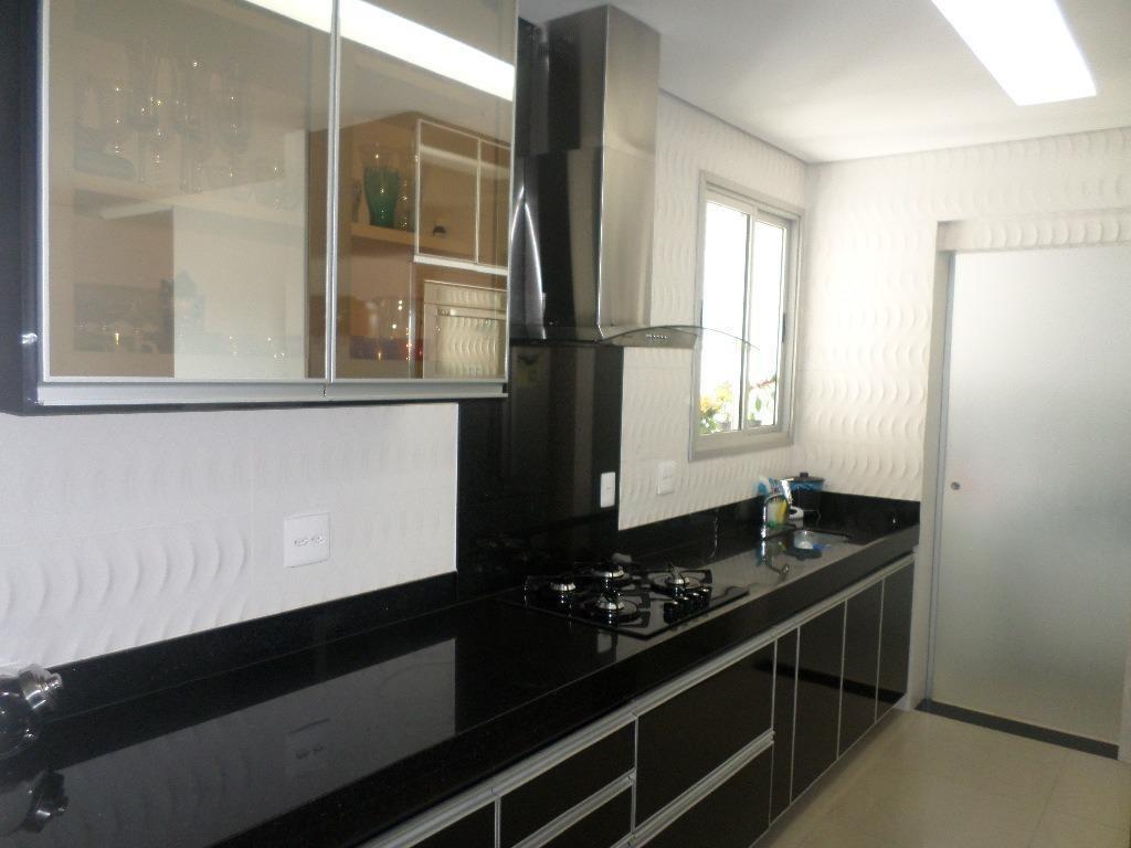 Cobertura, 3 quartos, 214 m² - Foto 9