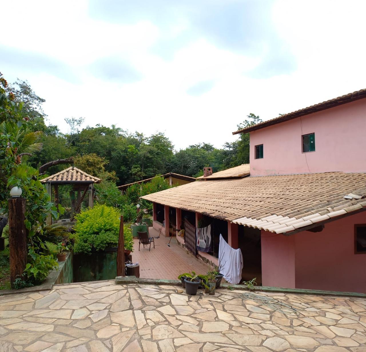 Sítio, 4 quartos, 3500 m² - Foto 1