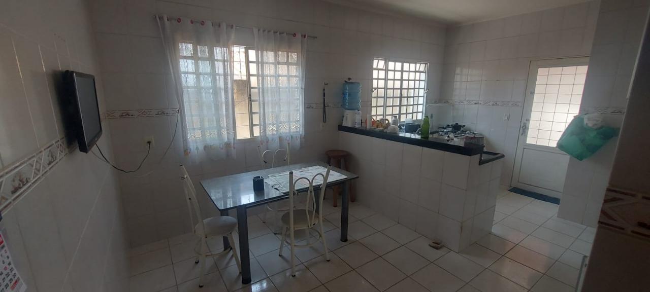 Casa, 4 quartos, 280 m² - Foto 4