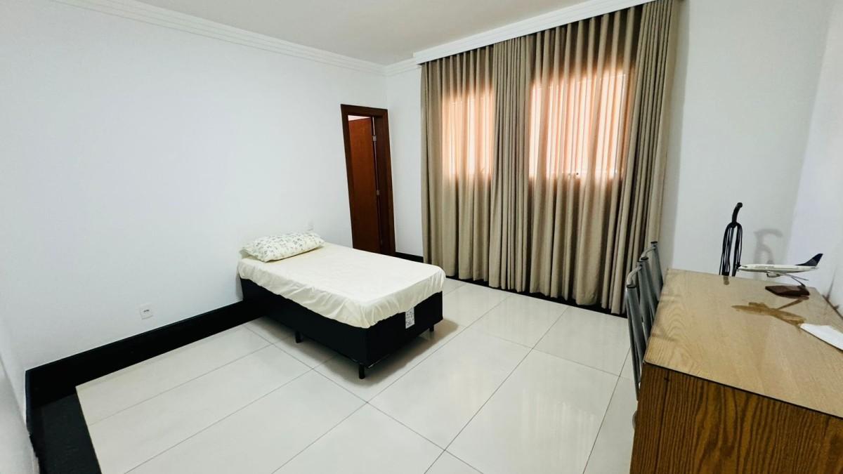 Casa, 4 quartos, 320 m² - Foto 38