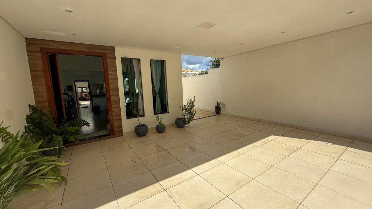 Casa, 3 quartos, 211 m² - Foto 4