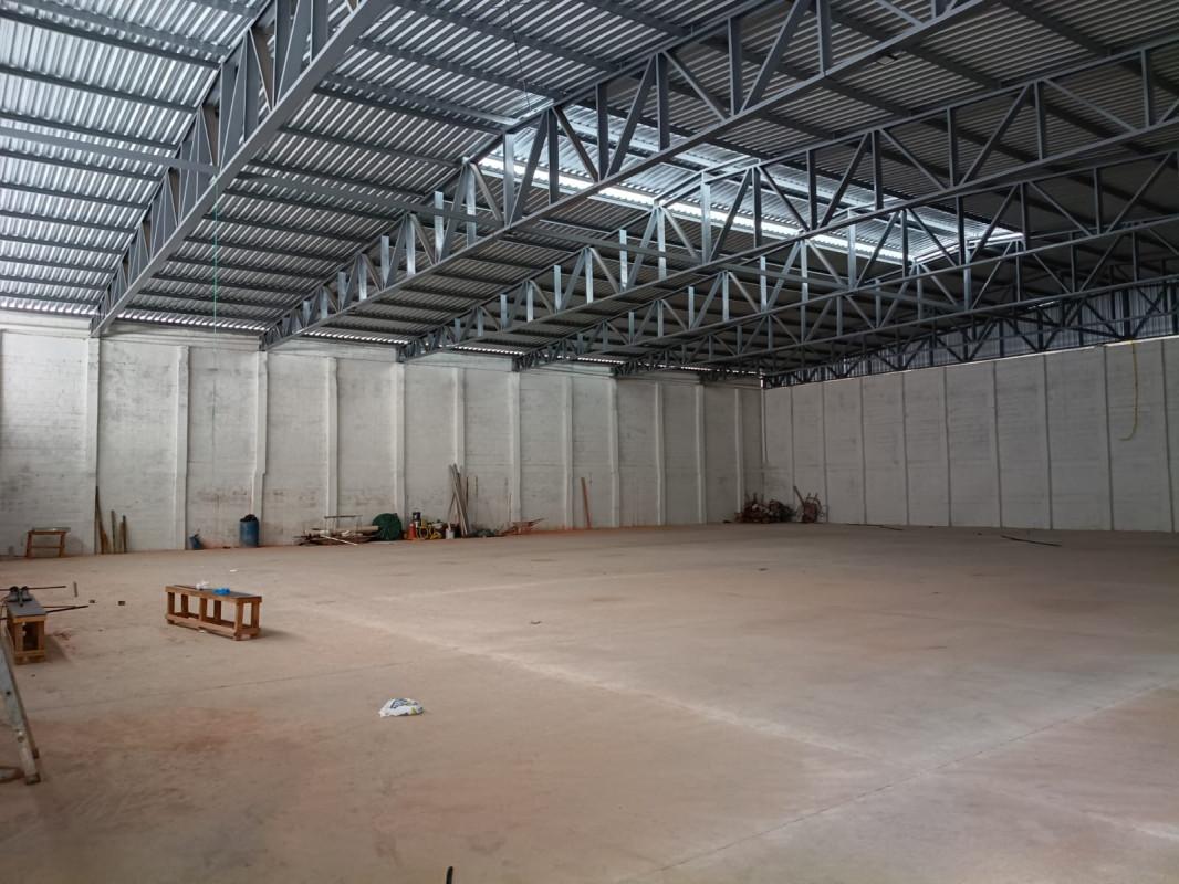 Depósito-Galpão, 1100 m² - Foto 1