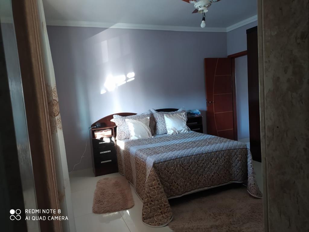 Casa, 3 quartos, 200 m² - Foto 13