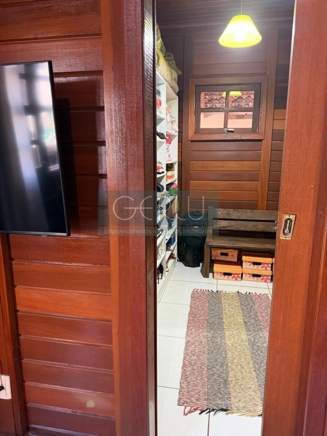 Casa, 5 quartos, 200 m² - Foto 9
